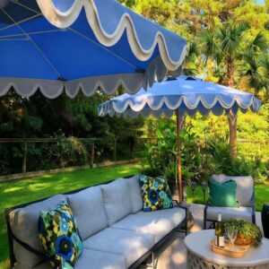 Scalloped Edge Patio Umbrella navy color