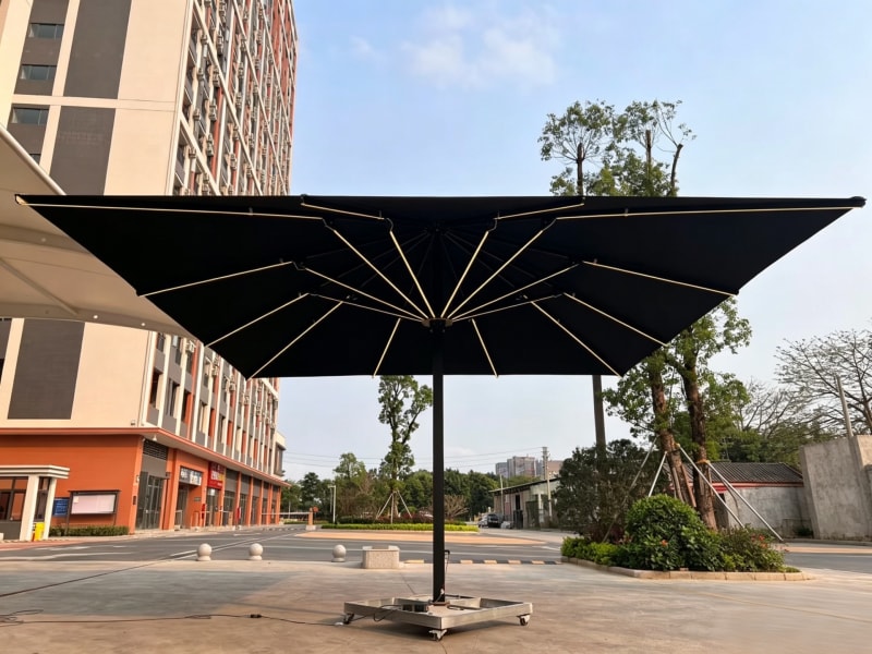 Huge Center Pole Umbrella